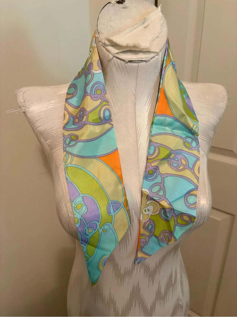 Silk satin Multicolor Twilly Scarf - Pastel Pattern 70s vintage yummy
